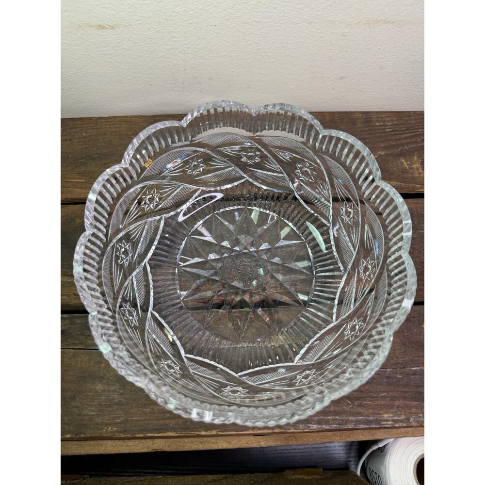 Waterford Vintage Master Cutter 8 Inch Scalloped Bowl With Stars - New Condition